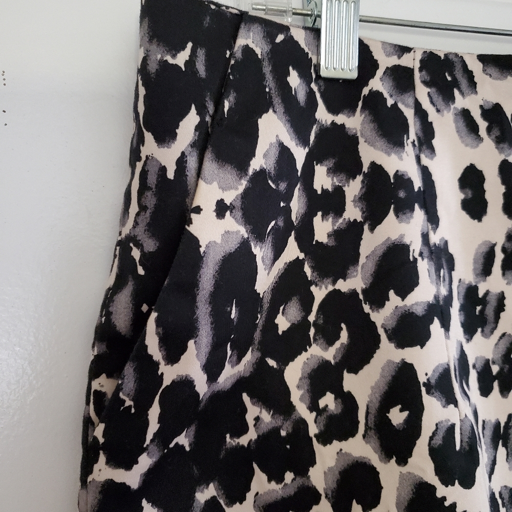🌹Gorgeous Animal Print Pencil Skirt - Picture 3 of 8